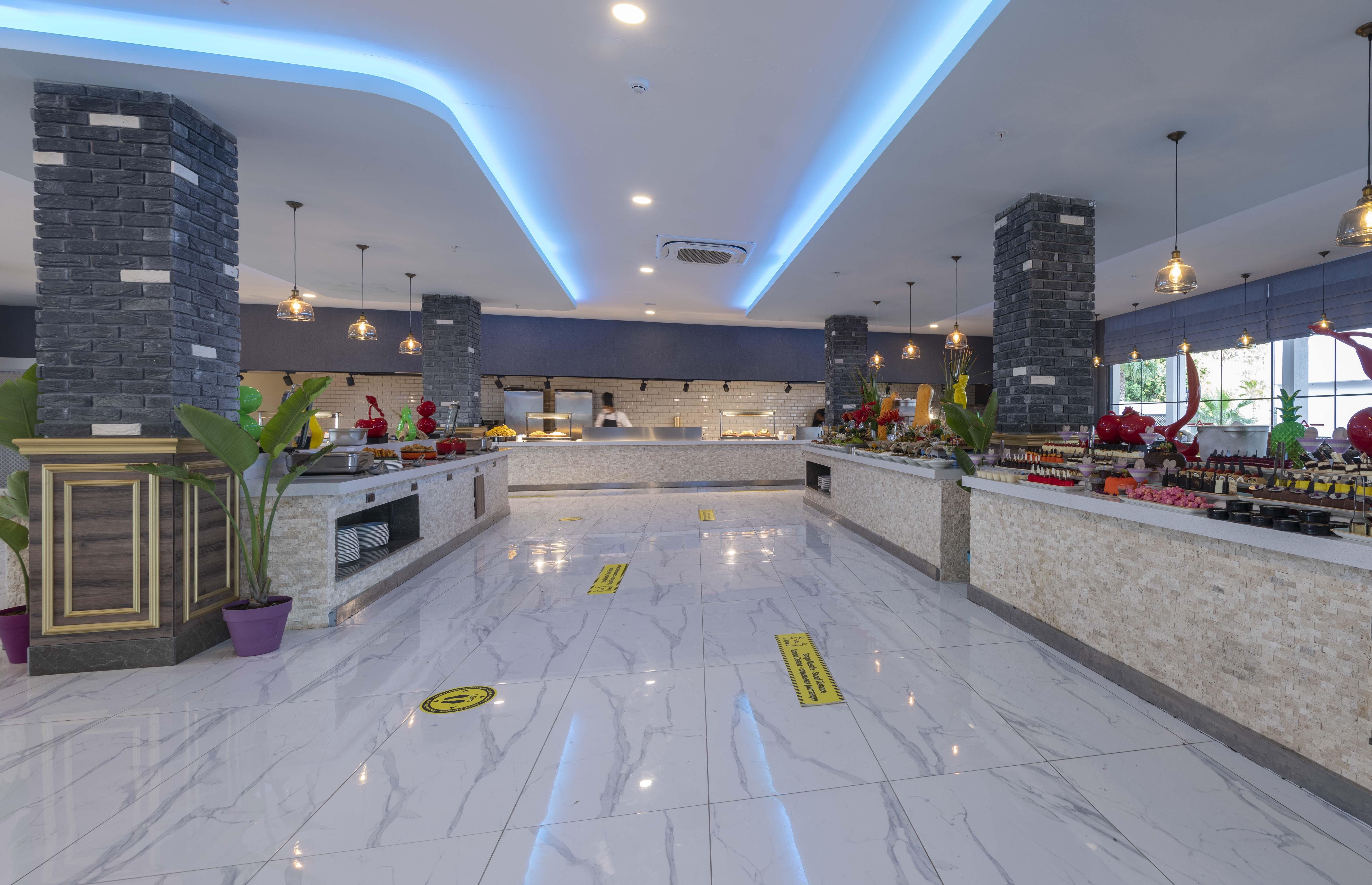 Royal Towers Lara Hotell Antalya Eksteriør bilde